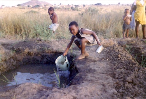 Assenza Acqua Potabile Muoiono Mille Bambini Al Giorno