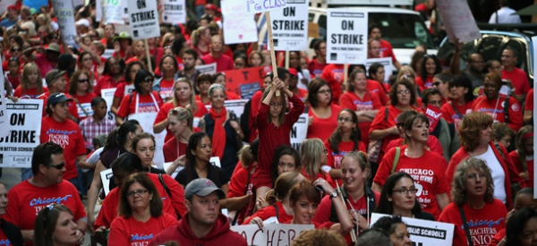 Sindacati indicono sciopero degli insegnanti