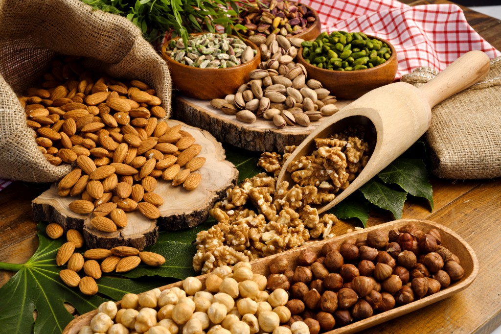 Mangiare frutta secca in gravidanza riduce il rischio di allergie infantili