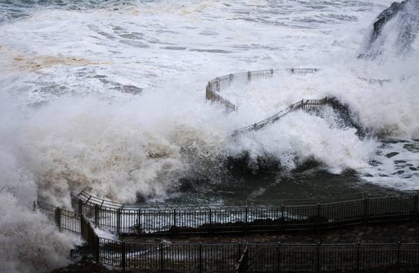 Strong winds in Santander