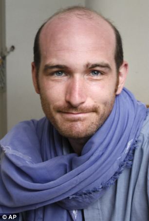 Il fotografo Nicolas Henin, uno dei pochi ostaggi superstiti