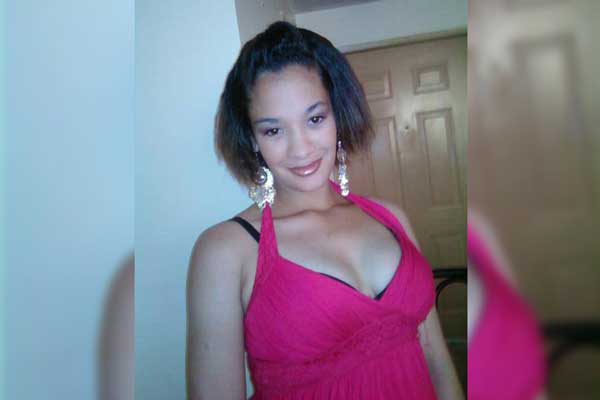 Ragazza stupra l'amico non consenziente1