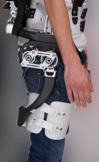 Supporto per gamba bionica
