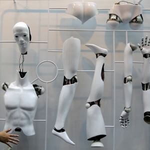 Alcune protesi gia esistenti