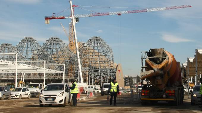 Cantiere Expo non terminato