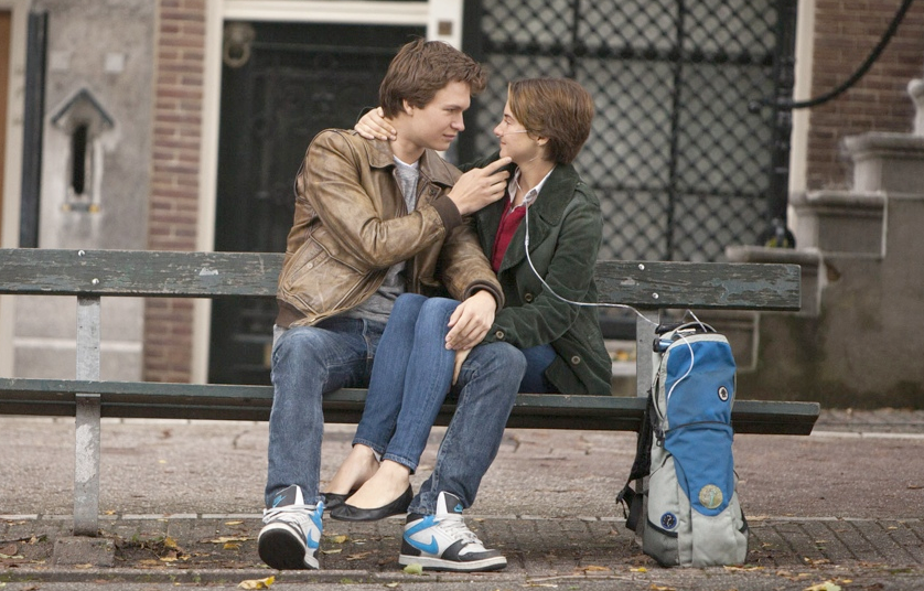 12. Scompigliandosi i capelli