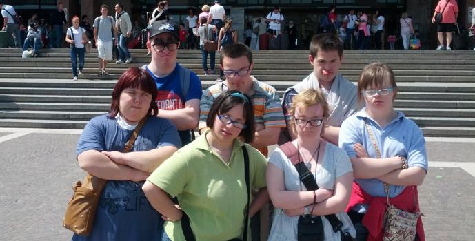 La comitiva discriminata da Trenitalia