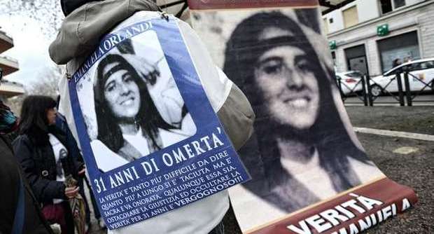 La protesta delle famiglie Orlandi e Gregori