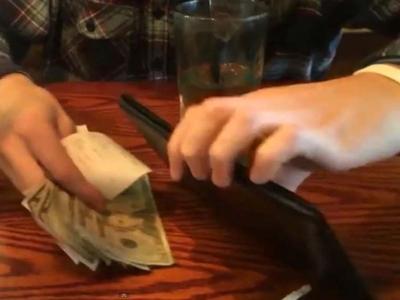 Mancia alla cameriera