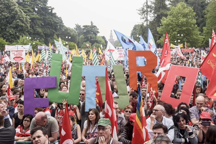 Manifestazione 5 maggio