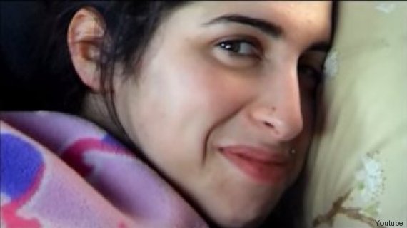 Un frame dal trailer di Amy