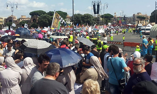 Folla accorsa al Family Day