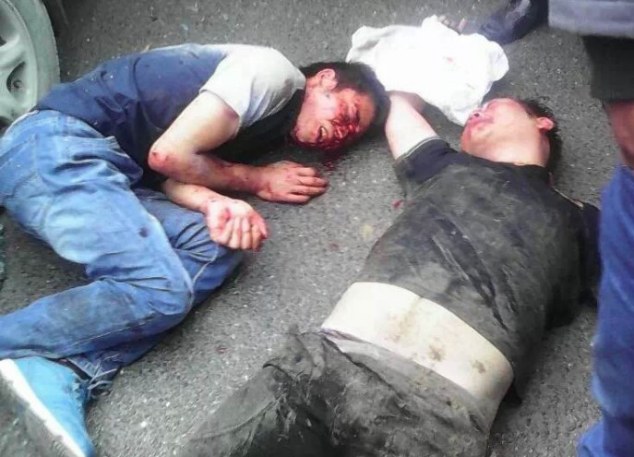 Gli uomini picchiati