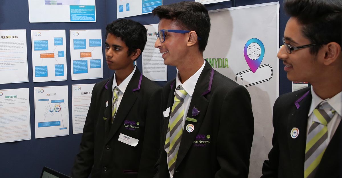 I tre ideatori del preservativo che cambia colore