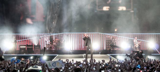 Il gruppo in concerto