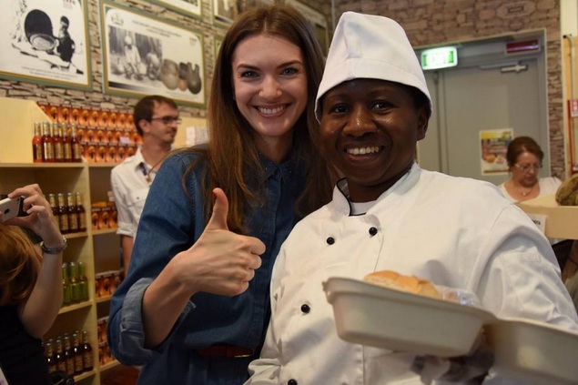 Expo: Padiglione Zimbawe ospita carne di coccodrillo