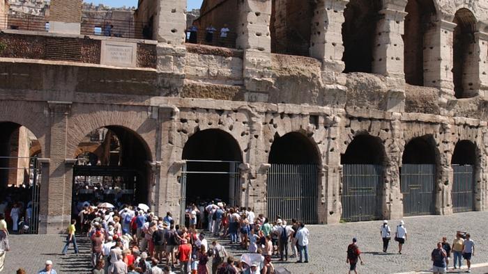 Colosseo chiuso 2