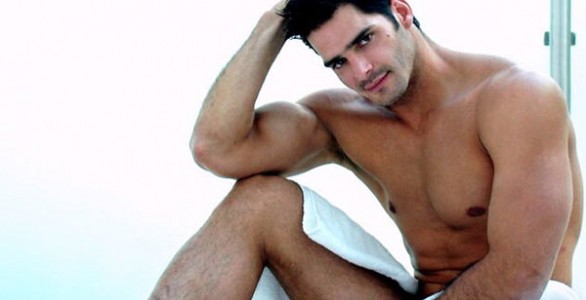 Uomini in asciugamano