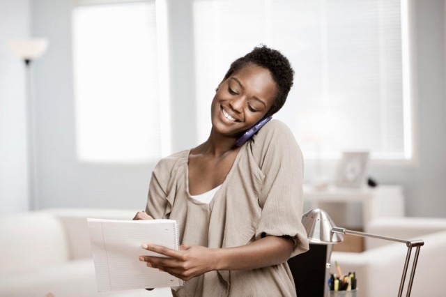 Scorretta posizione mentre si utilizza il cellulare