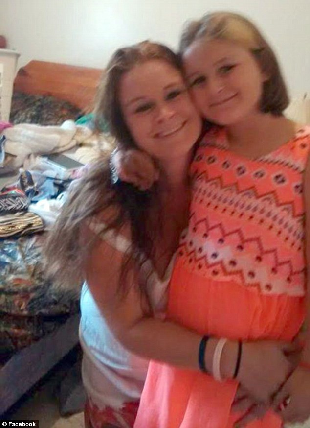 La bambina con la mamma