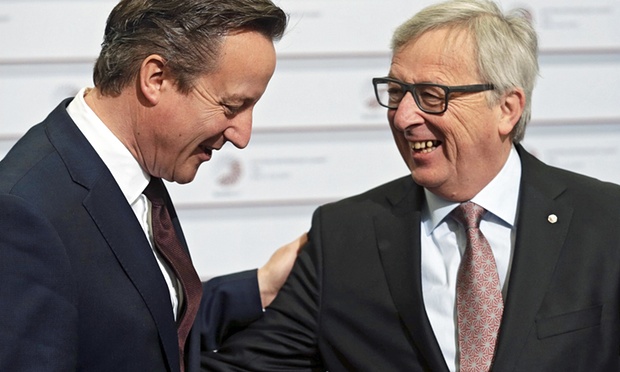 David Cameron e il presidente della Commissione Juncker 3