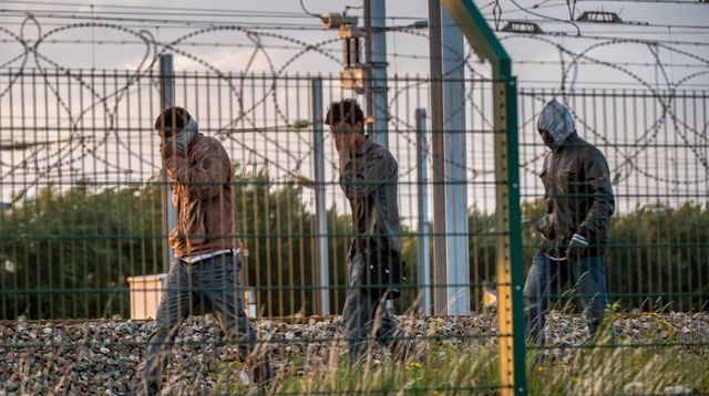 Migranti a Calais 3