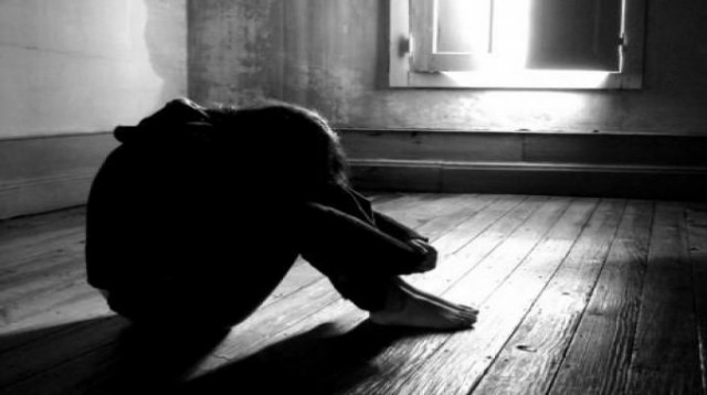 Violentata a 13 anni