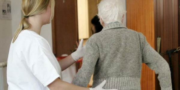 anziani in casa di riposo