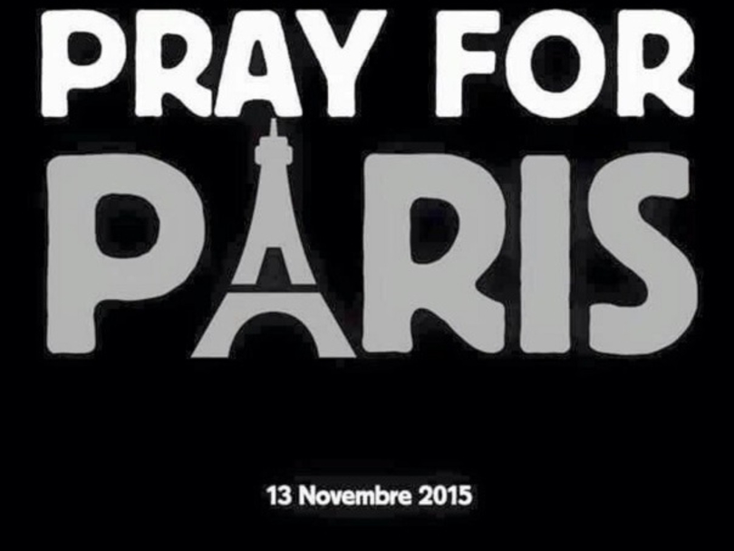#PrayForParis
