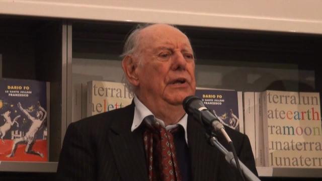 Dario Fo non ha risparmiato pesanti critiche al leader del Carroccio