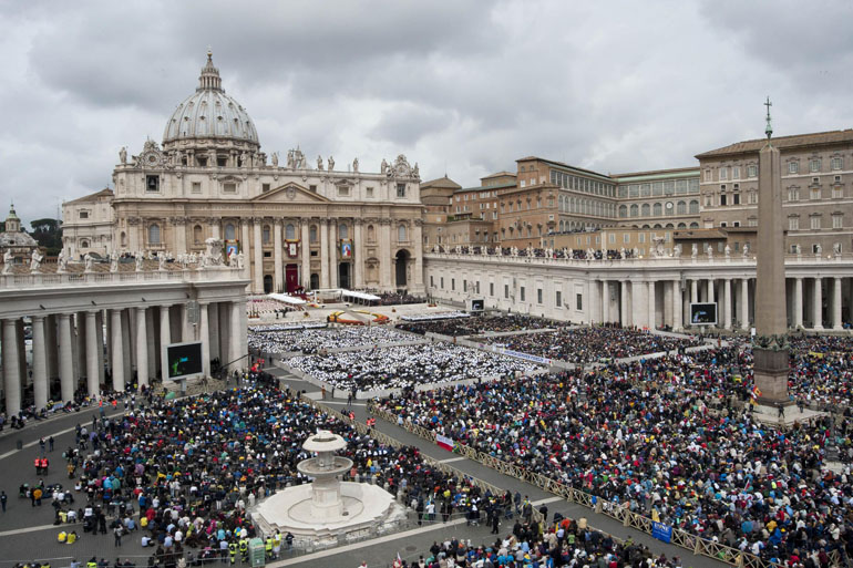 Folla al Giubileo 2015