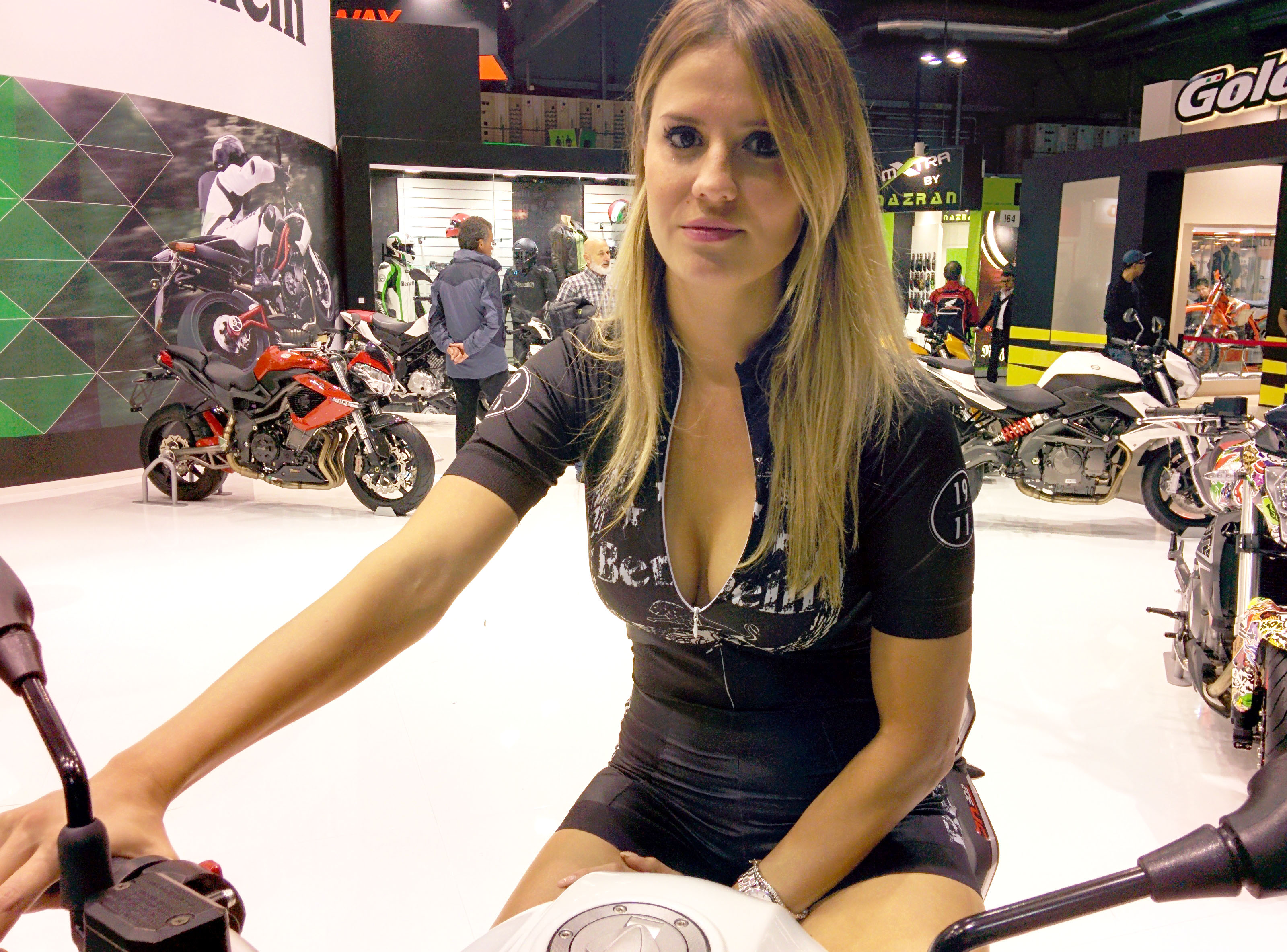Le ragazze più sexy dell'Eicma 2015