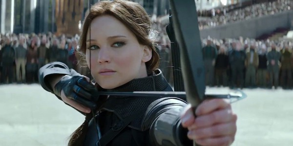 Jennifer Lawrence torna a vestire i panni di Katniss nel quarto film della saga