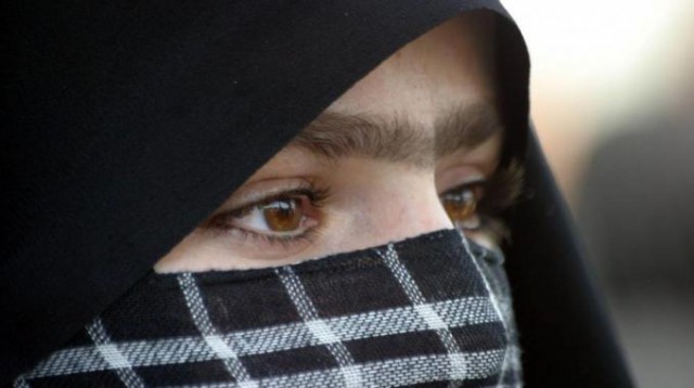 Bidello insulta una bambina musulmana