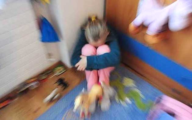 Tina ha accusato il padre di aver abusato di lei