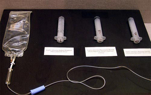 Strumenti usati nell'iniezione letale