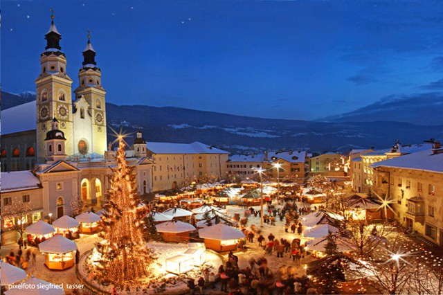 Mercatini Di Natale Innsbruck.Da Innsbruck A Bressanone Ecco I Mercatini Di Natale D Europa