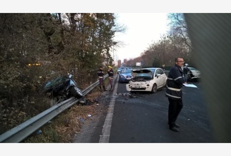 Violento Incidente stradale sulla via del Mare