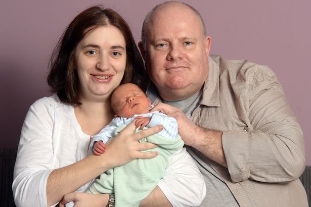 Emma e Andrew Lee insieme al figlio Josh