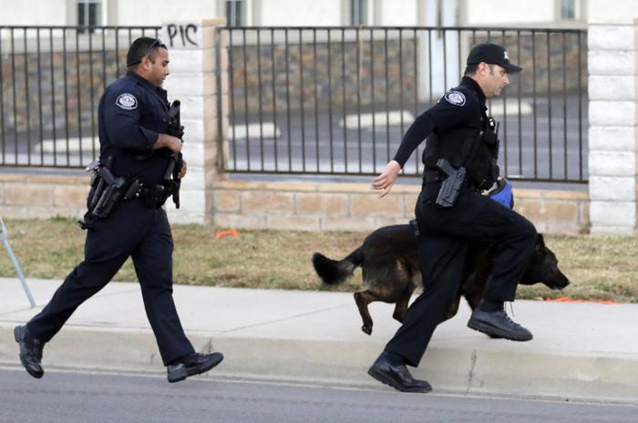Polizia dopo l'attacco dell'Isis