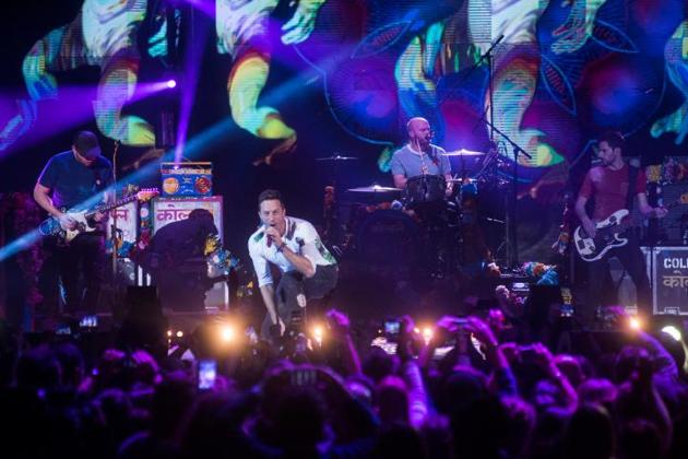 Show dei Coldplay nella finale di ieri