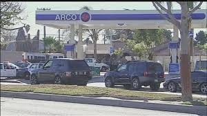 Sparatoria nei pressi della stazione di servizio