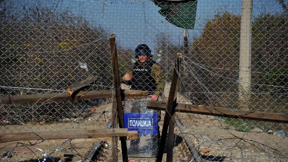 Filo spinato alla frontiera 3