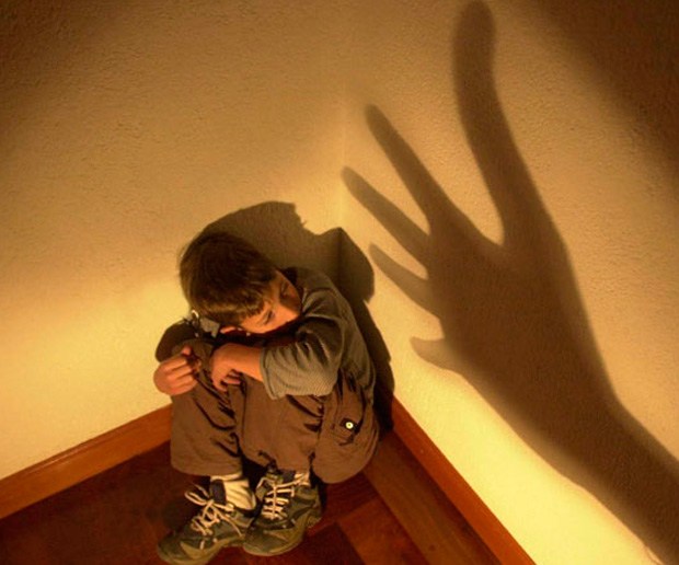 Violenza su minori 2