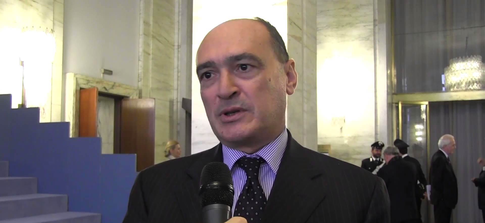 Luciano Pezzotti, ambasciatore italiano