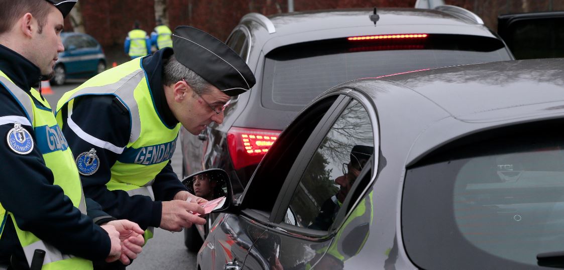 Controllo della polizia 4