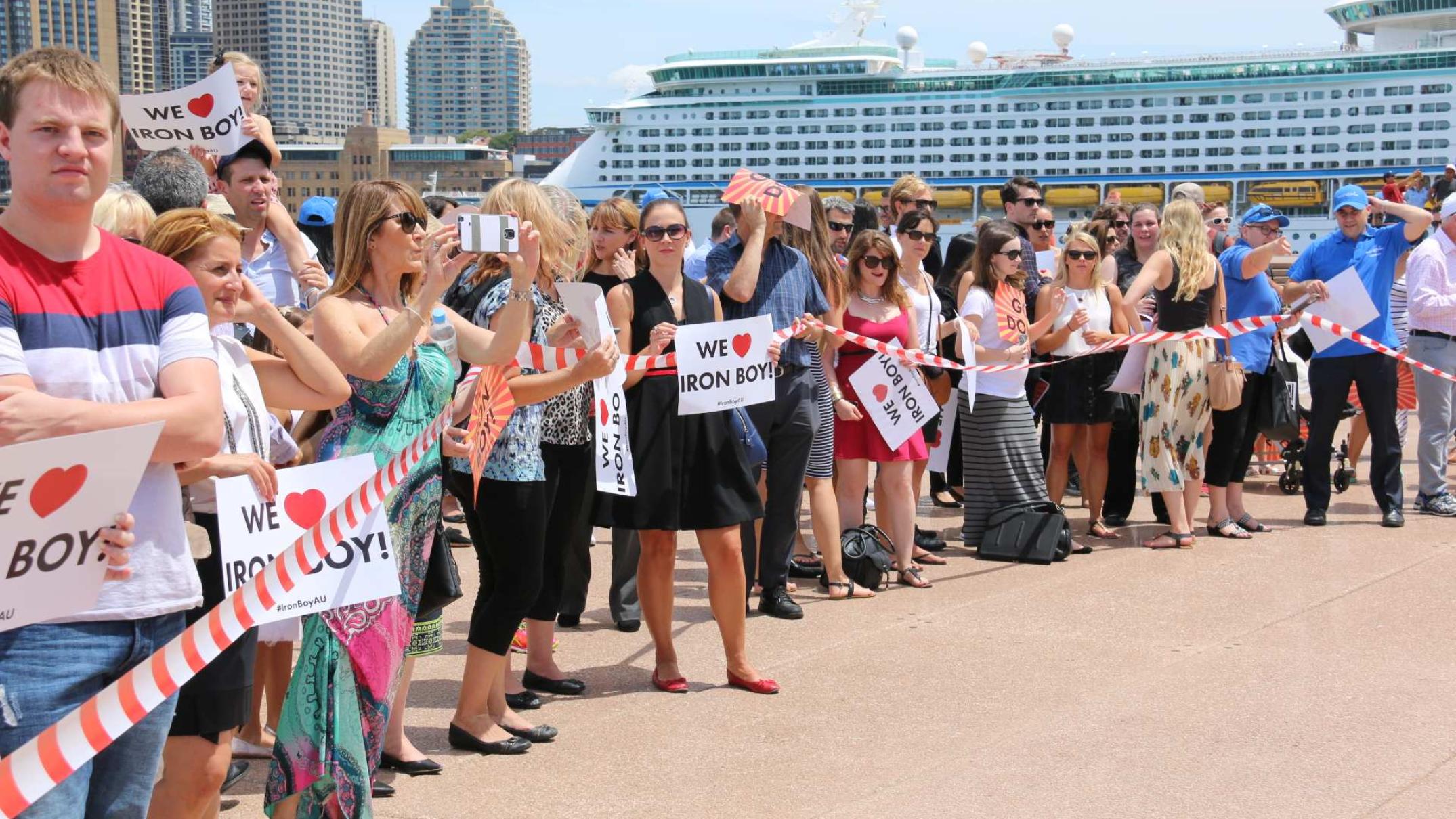 La folla all'Opera House
