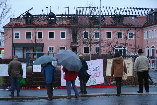 Incendio all'ostello 4