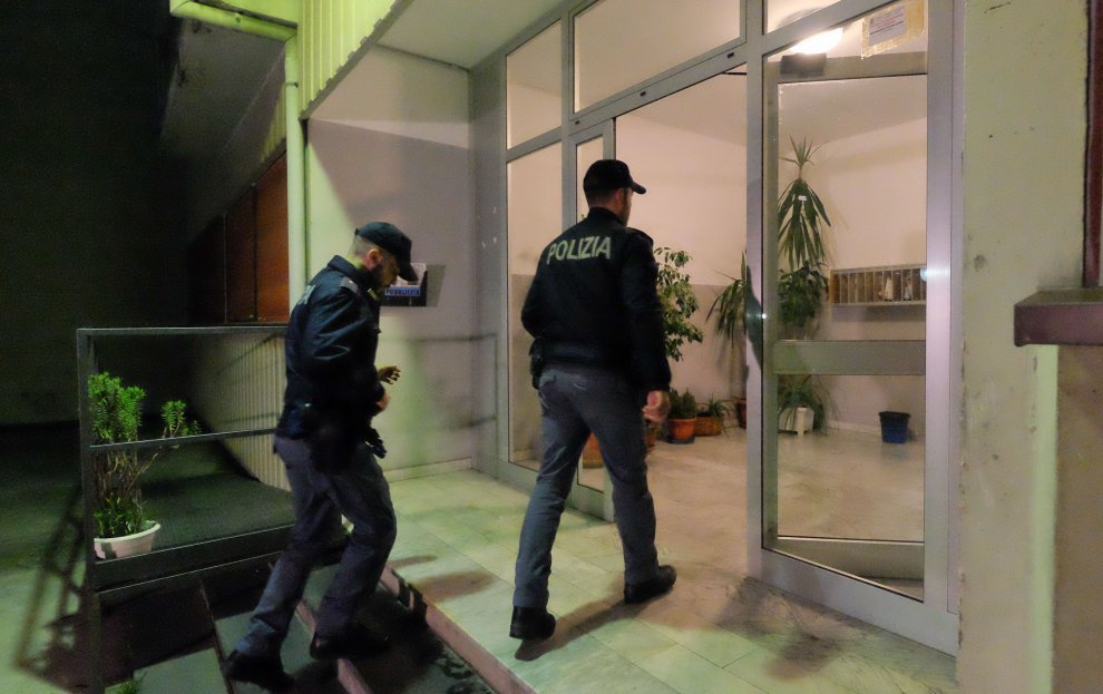 La polizia sulla scena del crimine