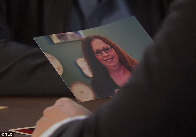 Jenny scopre l'identità della madre